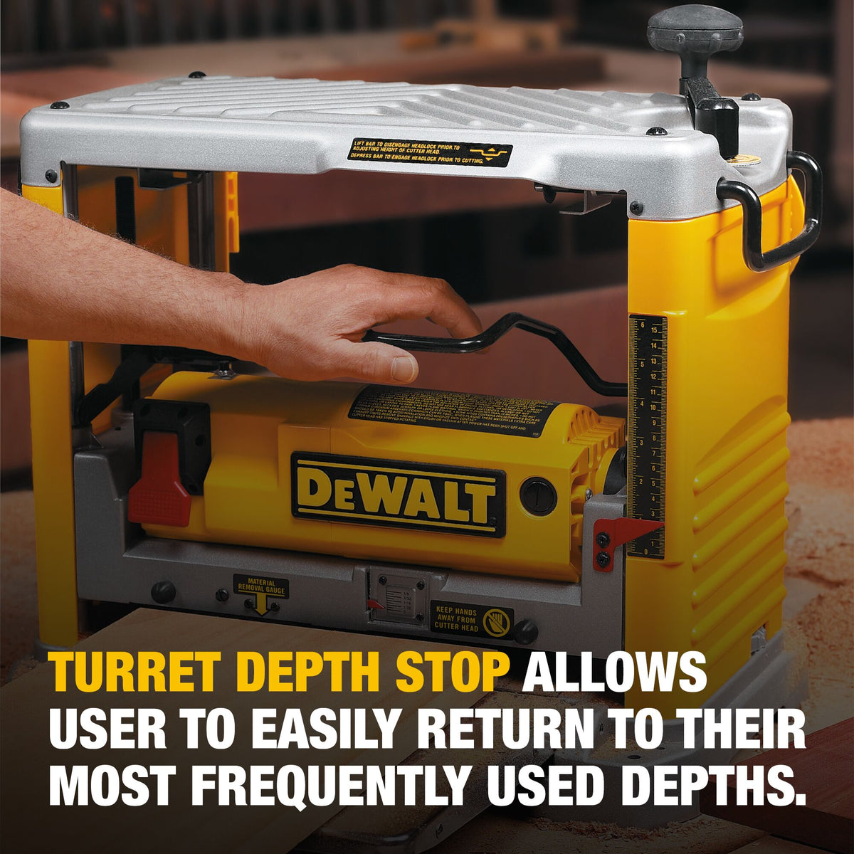 Cepillo eléctrico de desbaste con cable DEWALT de 12-1/2 pulgadas (318 mm) con cabezal de corte de tres cuchillas (15 A) – Reacondicionado