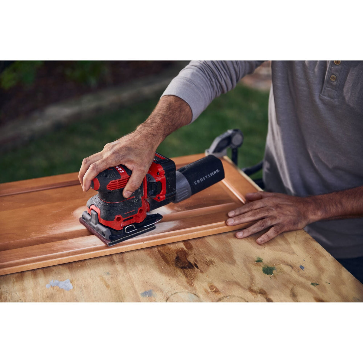 CRAFTSMAN V20* Cordless 1/4-Inch Sheet Sander (Tool Only) – Reconditioned