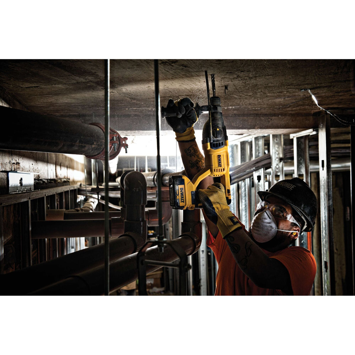 Martillo perforador inalámbrico DEWALT 20V MAX* de 1 pulg., sin escobillas, SDS PLUS, con mango en D (solo herramienta) – Reacondicionado